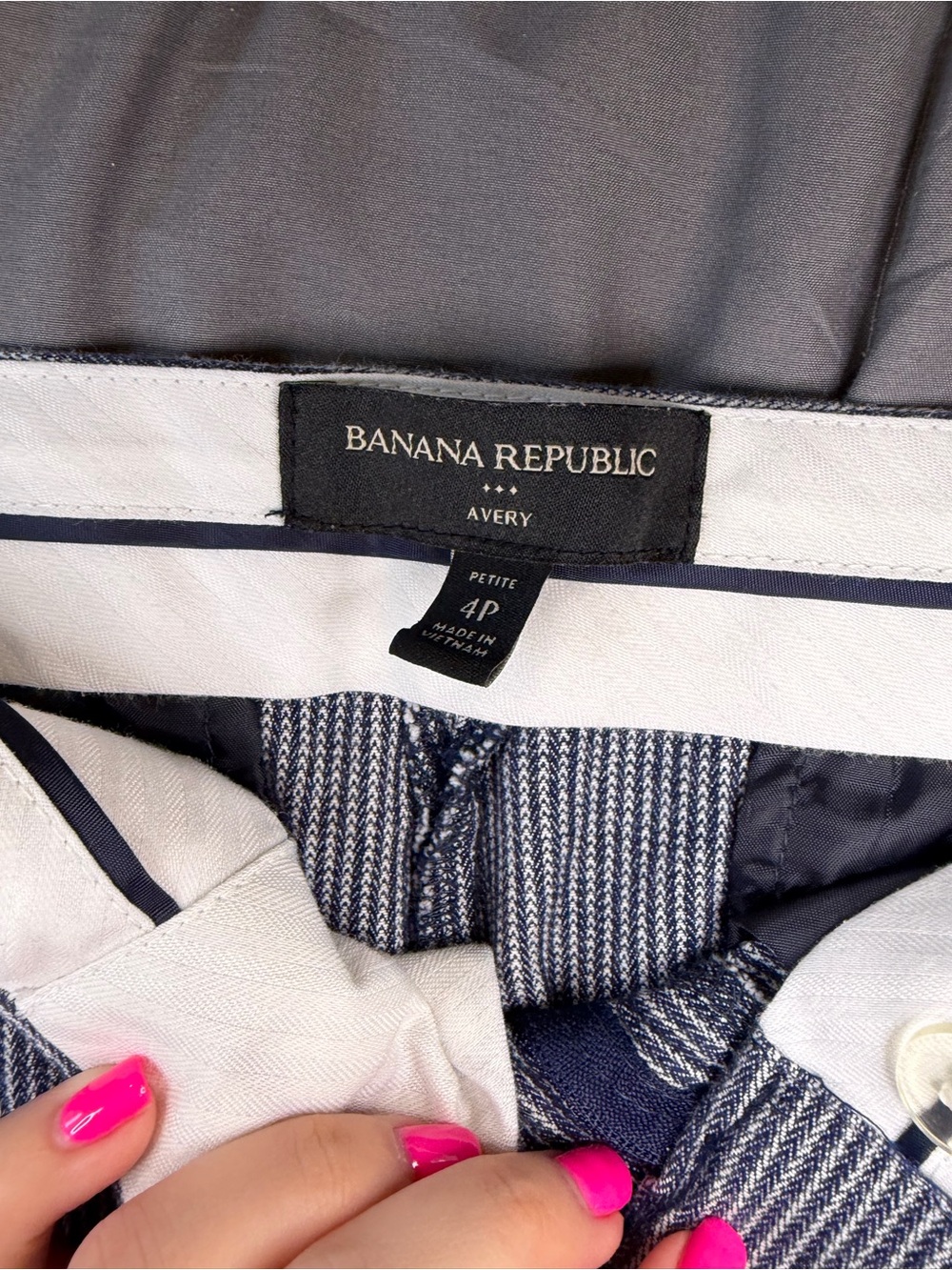 Banana Republic Avery Petite 4 Blue & White Striped Tie Waist Ankle Pants - Picture 7 of 8